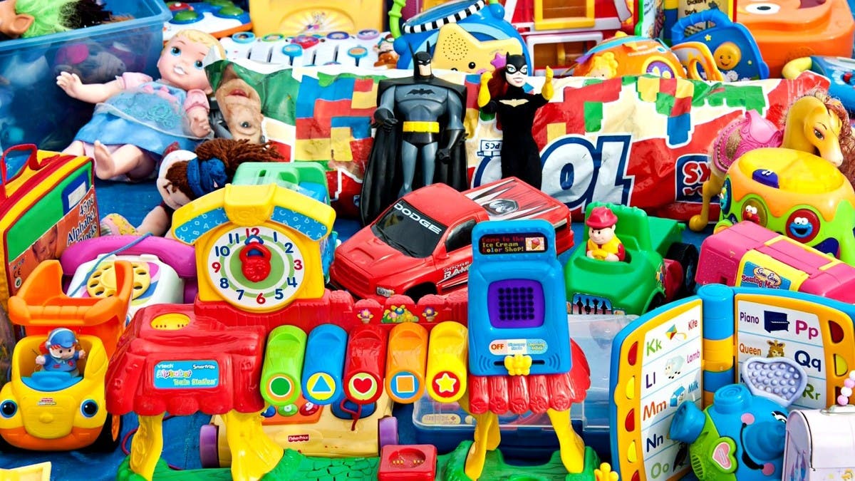 ألعاب أطفال 