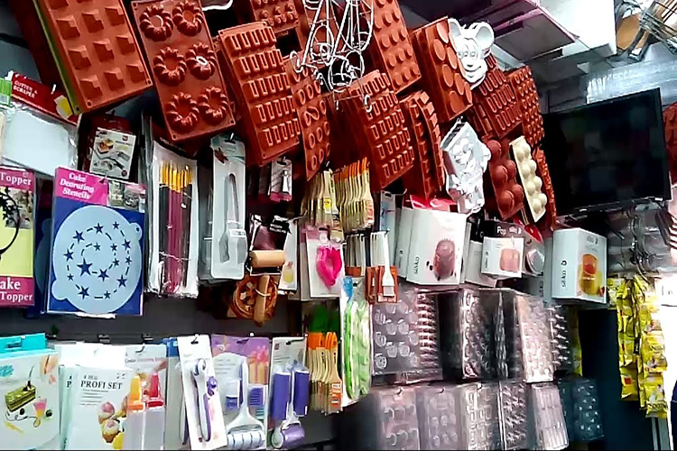 لوازم الحلويات   